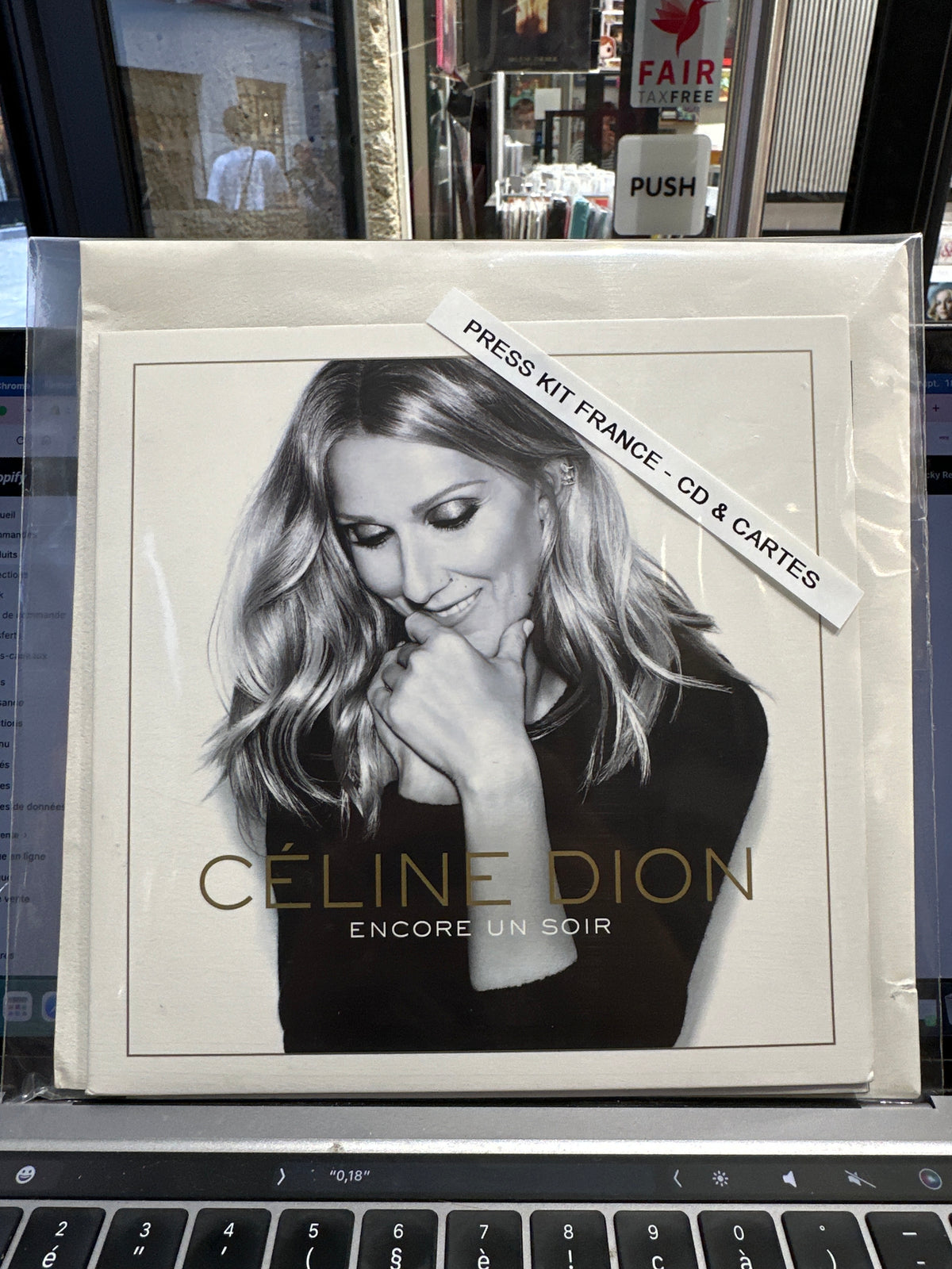 Céline Dion | Encore un soir - Press Kit France / CD & Cartes