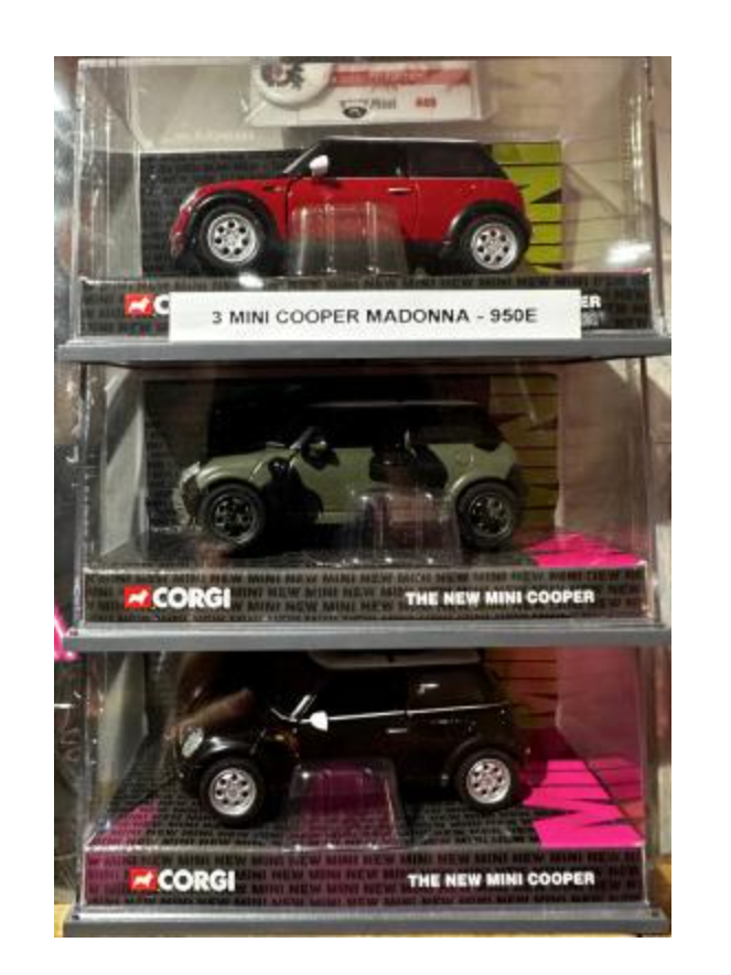 Madonna | Mini Cooper x3 - red, black, camouflage (American Life Promo)