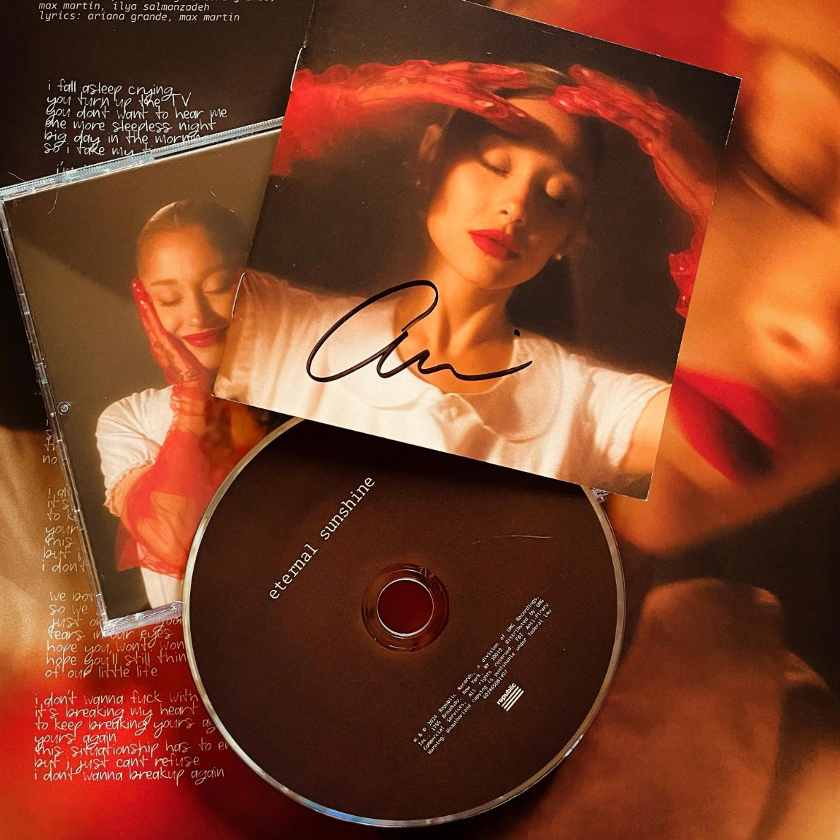 Ariana Grande | Eternal Sunshine - CD dédicacé