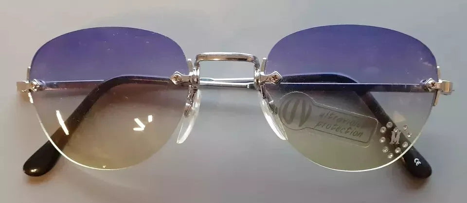 Madonna | Sunglasses - Music (UK Promo)